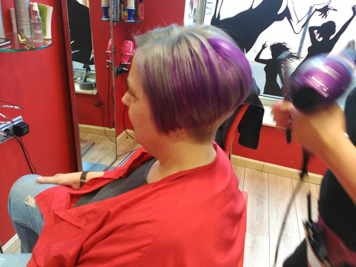 Amaya Peluquería en Valencia de Don Juan, León