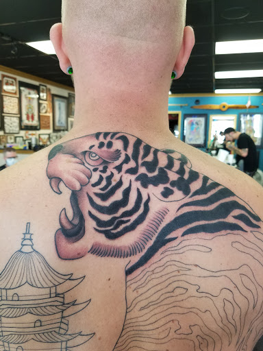 Tattoo Shop «Breakthrough Tattoo», reviews and photos, 1410 E Foothill Blvd, Upland, CA 91786, USA