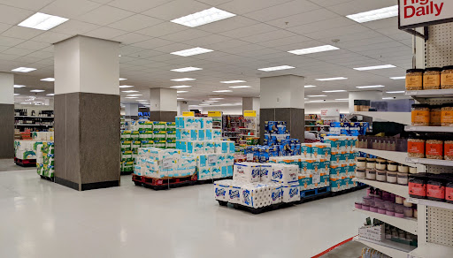 Department Store «Target», reviews and photos, 2675 Geary St, San Francisco, CA 94118, USA