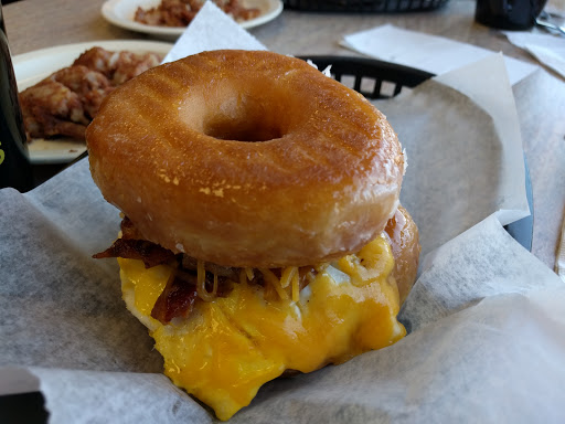 Donut Shop «HoneyDip Donuts», reviews and photos, 4480 Kenny Rd, Columbus, OH 43220, USA