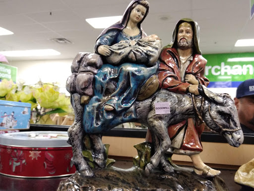 Thrift Store «Goodwill Store & Donation Center», reviews and photos, 28901 S Western Ave, Rancho Palos Verdes, CA 90275, USA