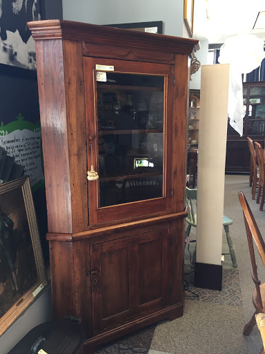 Consignment Shop «Retreat Home & Lifestyle Resale Store», reviews and photos, 1501 US-190, Covington, LA 70433, USA