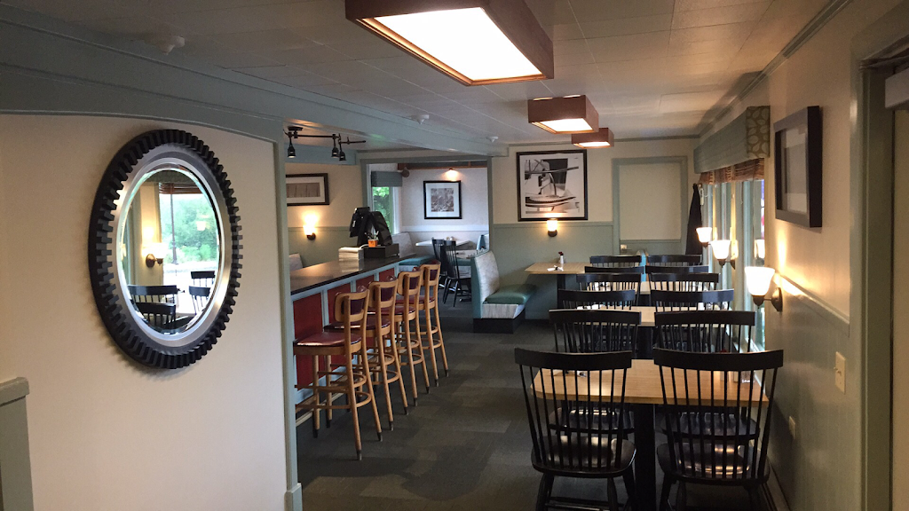 Chase's Restaurant 04693