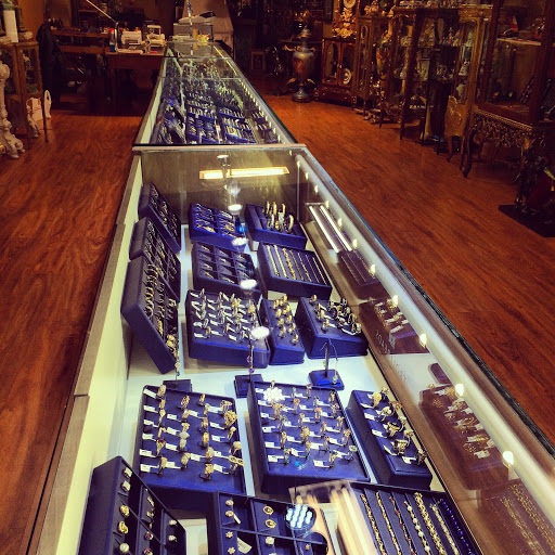 Jeweler «Glamorous Jewelers», reviews and photos, 236 Mamaroneck Ave, Mamaroneck, NY 10543, USA