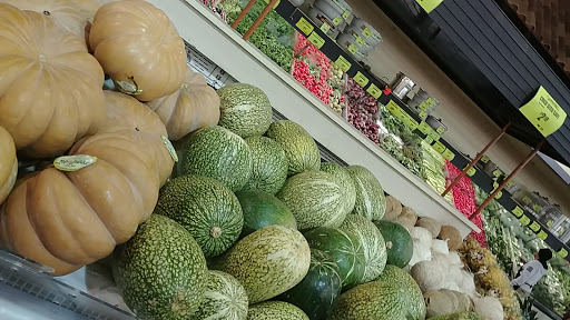 Grocery Store «Super Mercados El Guero», reviews and photos, 850 N Farnsworth Ave, Aurora, IL 60505, USA