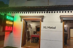XL Hotel image
