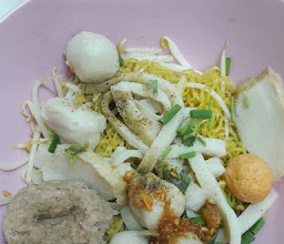 ร้านเชงลูกชิ้นปลาเยาวราช หน้า 7-11 ร่มไม้ ติวานนท์ 25 photo