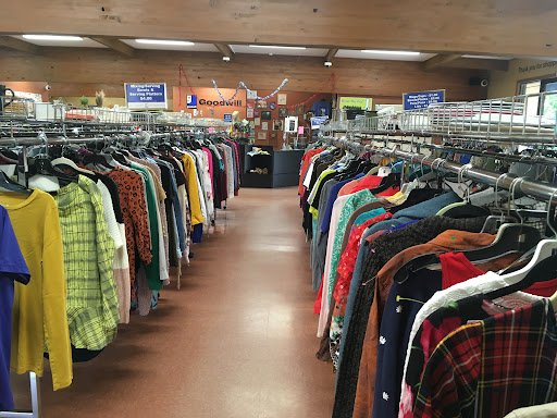 Thrift Store «Goodwill - Redwood Empire», reviews and photos, 513 Healdsburg Ave, Healdsburg, CA 95448, USA
