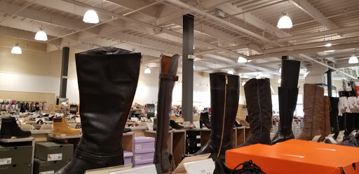 Shoe Store «DSW Designer Shoe Warehouse», reviews and photos, 4001 Factoria Square Mall SE, Bellevue, WA 98006, USA