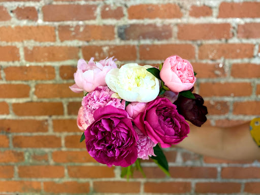 Florist «Flowers By The Station», reviews and photos, 73 Union St, Attleboro, MA 02703, USA