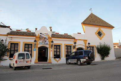 Restaurante la Casona - Av. Antonio Sanchez, 6, 14920 Aguilar de la Frontera, Córdoba, Spain