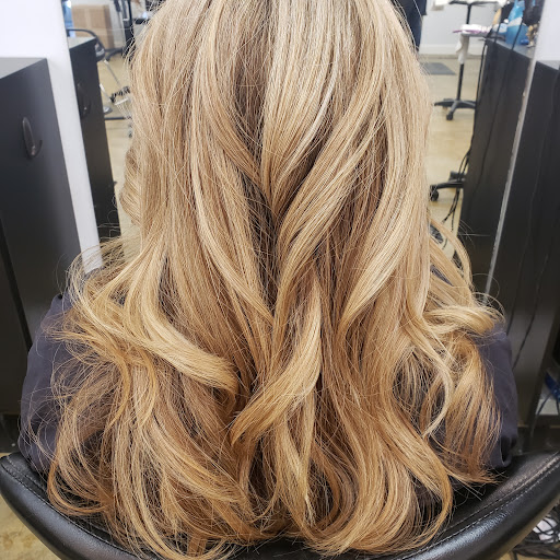 Beauty Salon «Bangz Hair Salon», reviews and photos, 1203 S 43rd St, Wilmington, NC 28403, USA