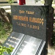 Abdurrahim Karakoç Mezarı