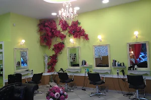 KONSTANTINOS hair & nails art studio image