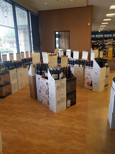 State Liquor Store «Fine Wine & Good Spirits», reviews and photos, 1036 Lititz Pike, Lititz, PA 17543, USA