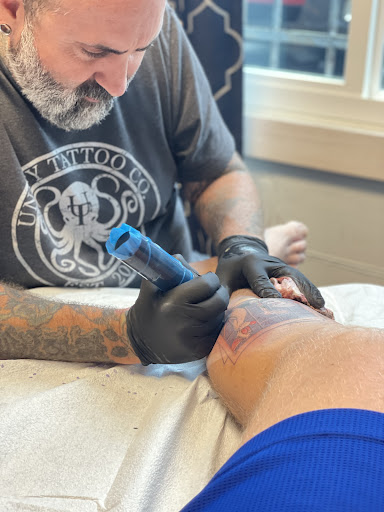 Tattoo Shop «Unify Tattoo Co», reviews and photos, 3501 N Ponce De Leon Blvd, St Augustine, FL 32084, USA