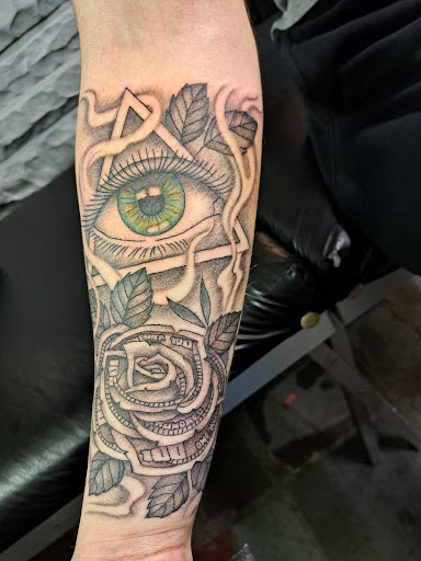Explore seahawks tattoo ideas, creative tattoo ideas in Philadelphia, available at Tattoo Odyssey Inc