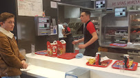 Atmosphère du Restaurant KFC Orléans Saran - n°13
