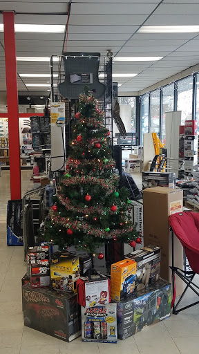 Auto Parts Store «A & A Auto Stores, Inc.», reviews and photos, 2301 Union Blvd, Allentown, PA 18109, USA