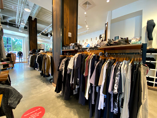Sportswear Store «lululemon», reviews and photos, 600 S Main St, Greenville, SC 29601, USA