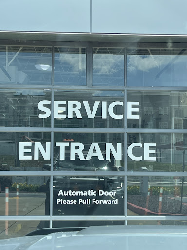 Toyota Dealer «Newark ToyotaWorld», reviews and photos, 230 E Cleveland Ave, Newark, DE 19711, USA