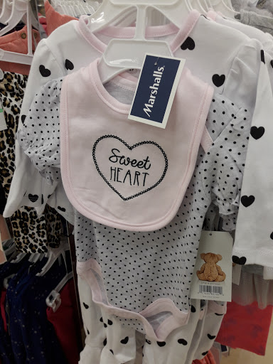 Department Store «Marshalls & HomeGoods», reviews and photos, 3405 Erie Blvd E, Syracuse, NY 13214, USA