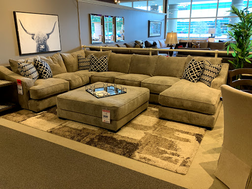 Furniture Store «JR Furniture Hillsboro», reviews and photos, 6101 SE Tualatin Valley Hwy, Hillsboro, OR 97123, USA