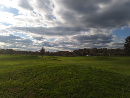 Golf Club «Oak Shadows Golf Club», reviews and photos, 1063 Oak Shadows Dr NE, New Philadelphia, OH 44663, USA