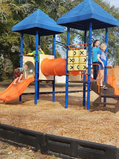 Grocery Store «Piggly Wiggly Supermarket», reviews and photos, 44 S Ingold Ave, Garland, NC 28441, USA