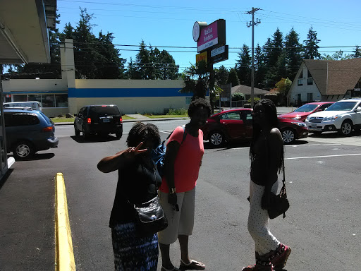 Asian Grocery Store «Lily Market», reviews and photos, 11001 NE Halsey St, Portland, OR 97220, USA