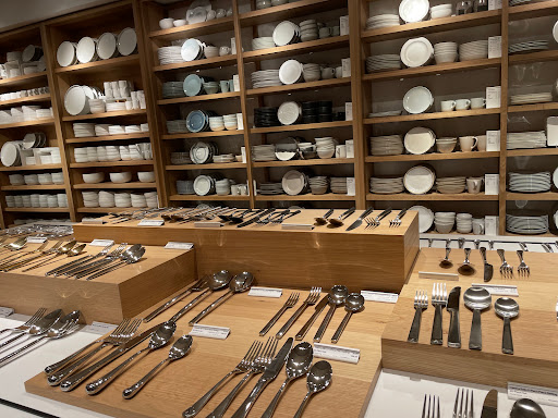 Furniture Store «Crate and Barrel», reviews and photos, 2801 W Big Beaver Rd, Troy, MI 48084, USA