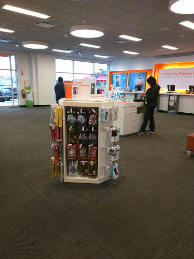 Cell Phone Store «AT&T», reviews and photos, 1545 Hilliard Rome Rd, Hilliard, OH 43026, USA