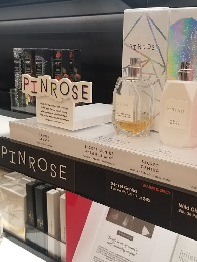 Cosmetics Store «SEPHORA», reviews and photos, 1760 Willowbrook Mall, Wayne, NJ 07470, USA