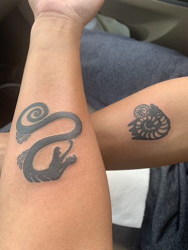 Sun Coast Tattoos. LLC., 6850 Gulf Blvd, St Pete Beach, FL 33706, USA, 