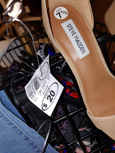 Clothing Store «Half Of Half Name Brand Clothing», reviews and photos, 4720 S Cooper St, Arlington, TX 76017, USA