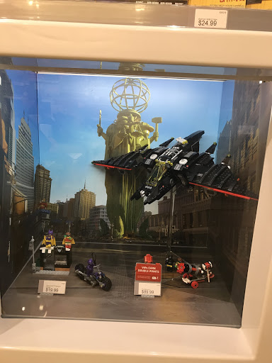 Toy Store «The LEGO Store», reviews and photos, 7875 Montgomery Rd #2109, Cincinnati, OH 45236, USA
