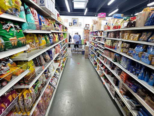 Kosher Grocery Store «Miami Kosher Supermarket», reviews and photos, 1622 NE 205th Terrace, Miami, FL 33179, USA