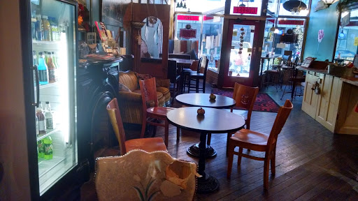 Coffee Shop «The Creme Coffee House», reviews and photos, 109 E 2nd St, Owensboro, KY 42303, USA