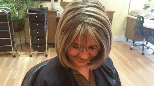 Beauty Salon «Cut N Curl Beauty Salon», reviews and photos, 6722 Hanley Rd, Tampa, FL 33634, USA