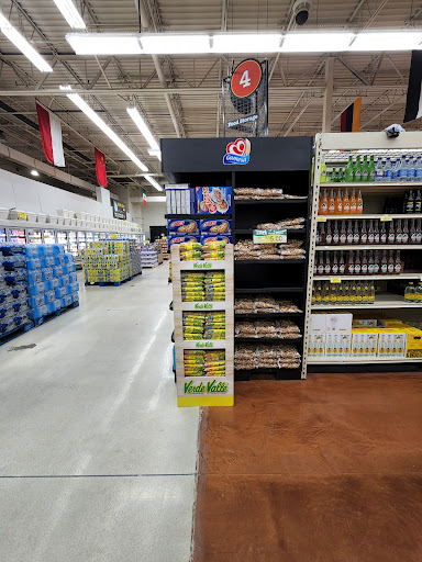 Grocery Store «Super Fresh Market», reviews and photos, 1700 N Lewis Ave, Waukegan, IL 60085, USA
