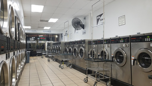 Laundry Service «WashClub Tampa Bay», reviews and photos, 5821 S Dale Mabry Hwy, Tampa, FL 33611, USA
