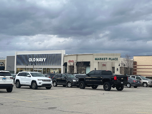 Shopping Mall «Market Place Shopping Center», reviews and photos, 2000 N Neil St, Champaign, IL 61820, USA