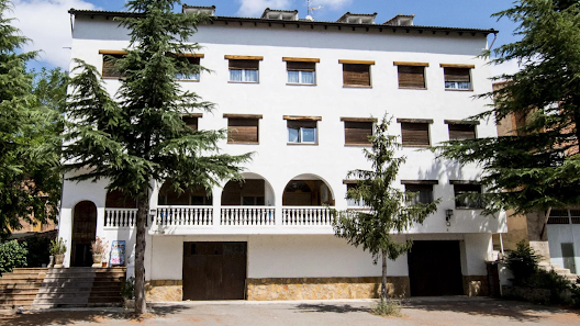 Hotel Alta Montaña los Cerezos Ctra. Torrijas, 3, 44422 Manzanera, Teruel, España