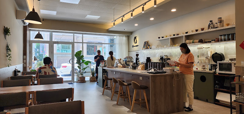 跨咖啡 CoffeeRoaster / Barber