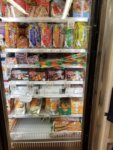 Grocery Store «Fresh Thyme Farmers Market- Naperville», reviews and photos, 790 Royal St George Dr, Naperville, IL 60563, USA