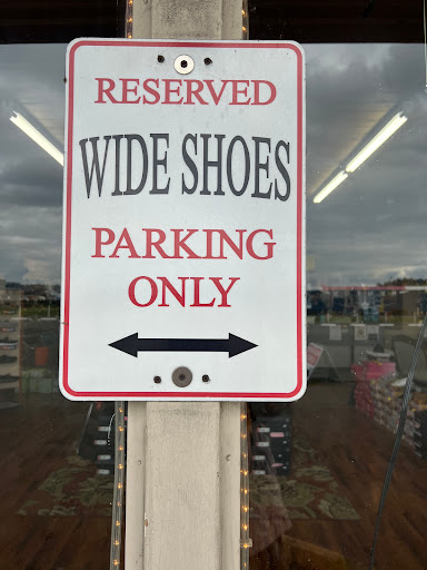 Shoe Store «Wide Shoes Only», reviews and photos, 203 Airport Way, Renton, WA 98057, USA