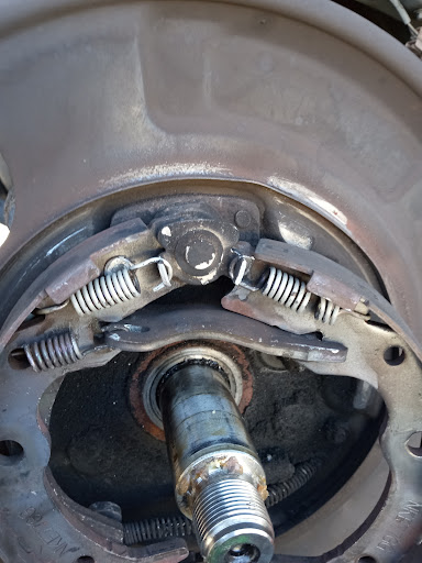 Auto Repair Shop «Kens Tire and Auto LLC», reviews and photos, 10675 N 67th Ave, Glendale, AZ 85304, USA