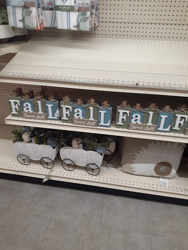 Discount Store «Big Lots», reviews and photos, 3131 W Shaw Ave, Fresno, CA 93711, USA