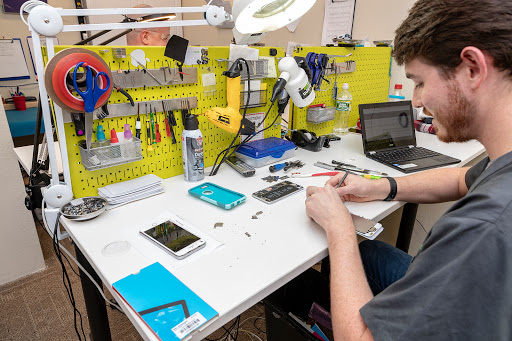 Electronics Repair Shop «Device Doctorz», reviews and photos, 990 FL-50 #103, Clermont, FL 34711, USA