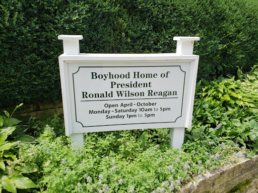 Ronald Reagan Home image 7